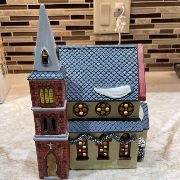 Vintage Dickensville Porcelain Lighted House Church NOMA Christmas Village 1994 - Picture 7 of 14